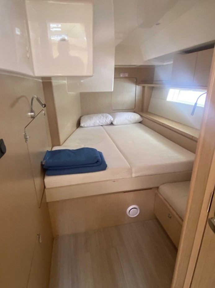 Bavaria C57 Style — photo 20