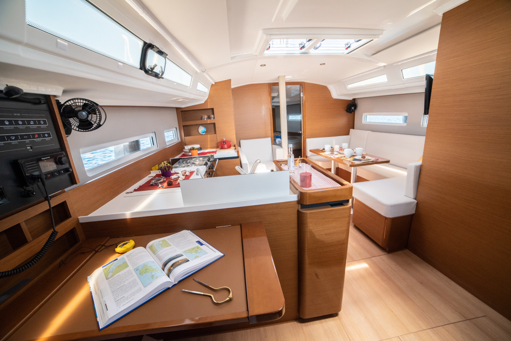 Sun Odyssey 410 — photo 12