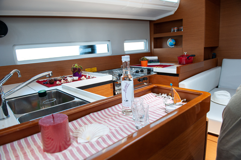 Sun Odyssey 410 — photo 46