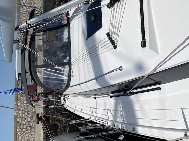Bavaria C42 — photo 16