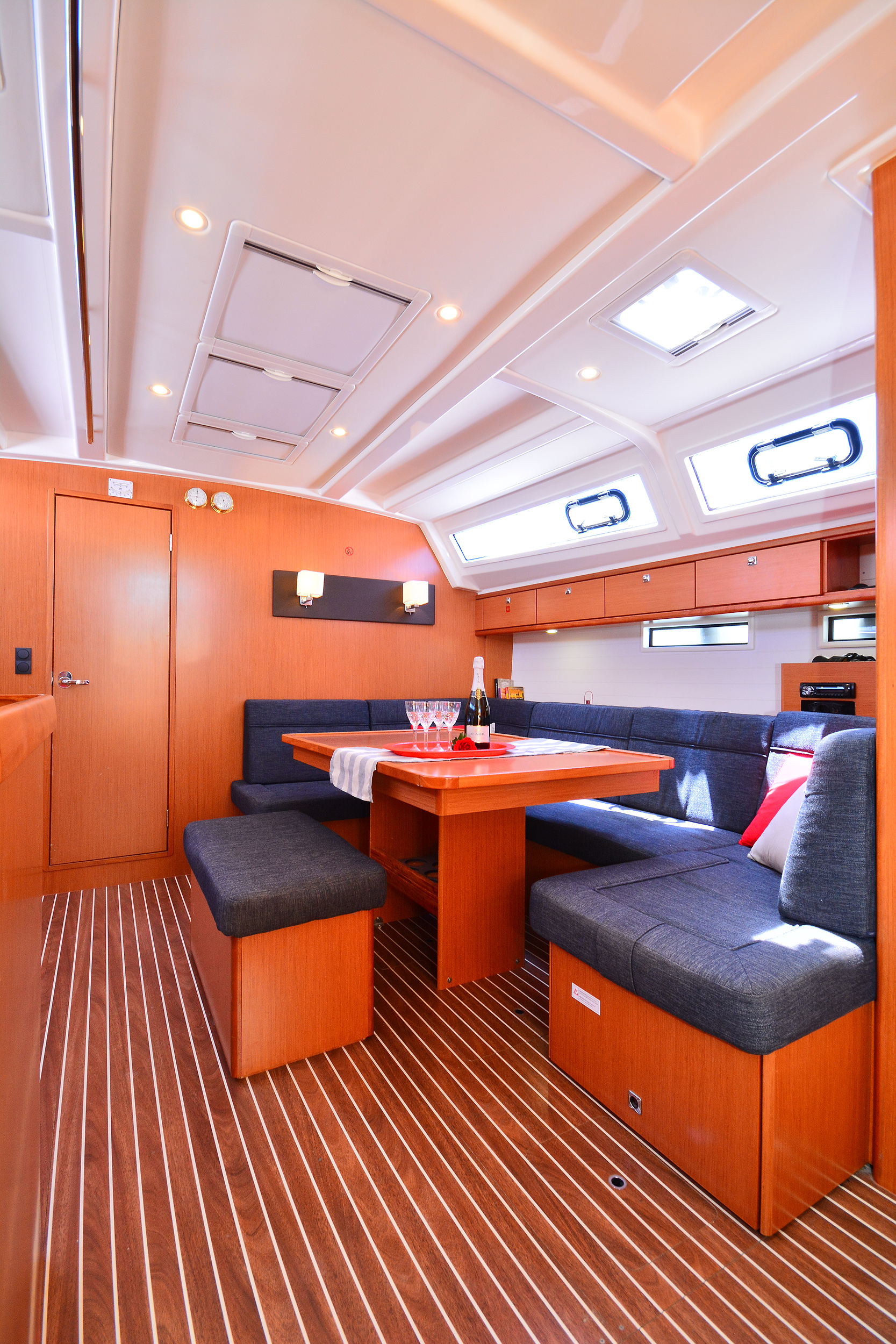 Bavaria Cruiser 46 — photo 6