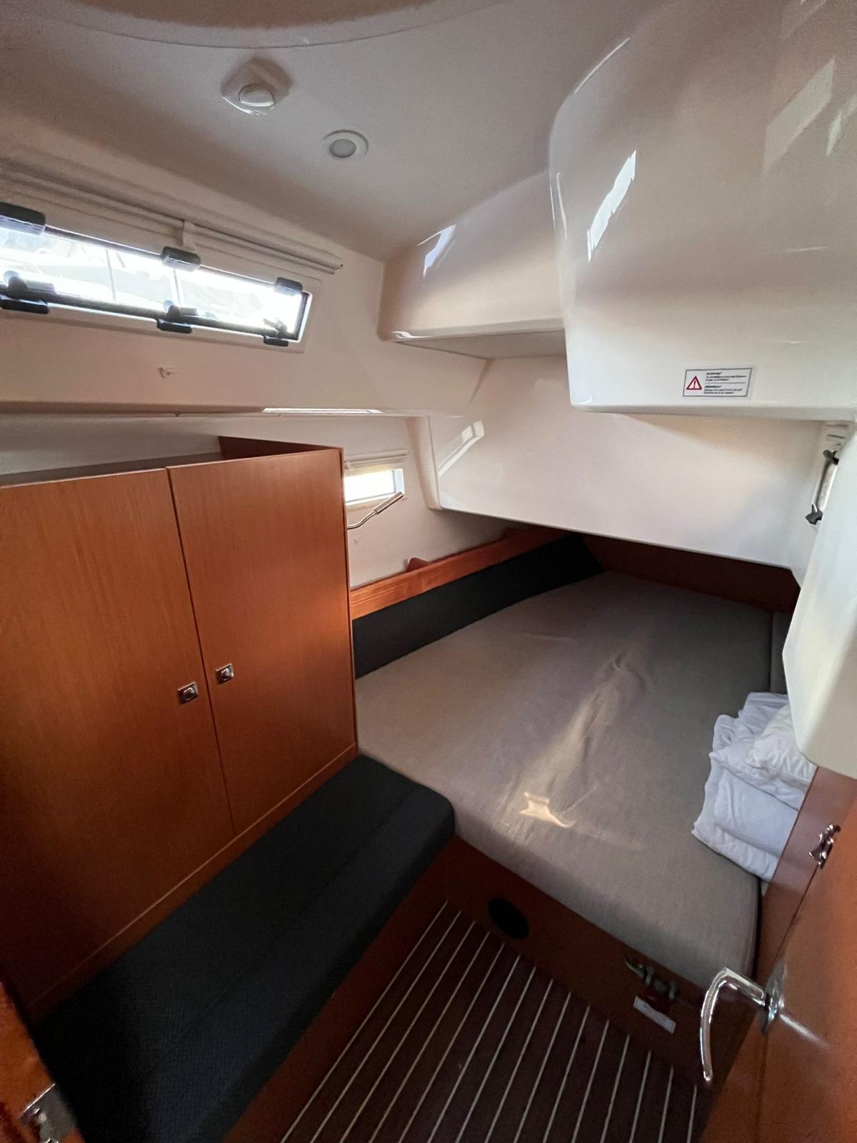 Bavaria Cruiser 41 — photo 11