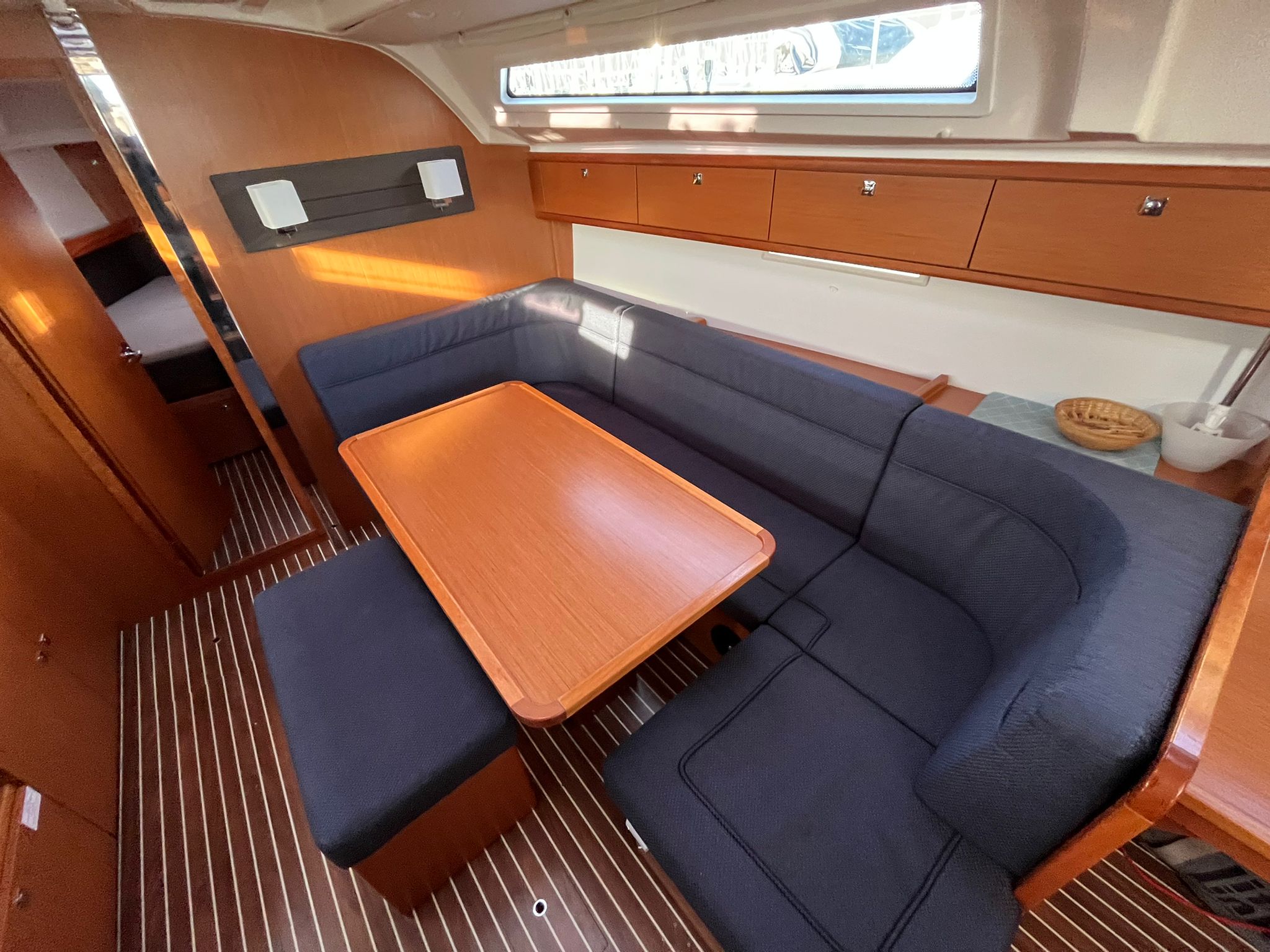 Bavaria Cruiser 41 — photo 5