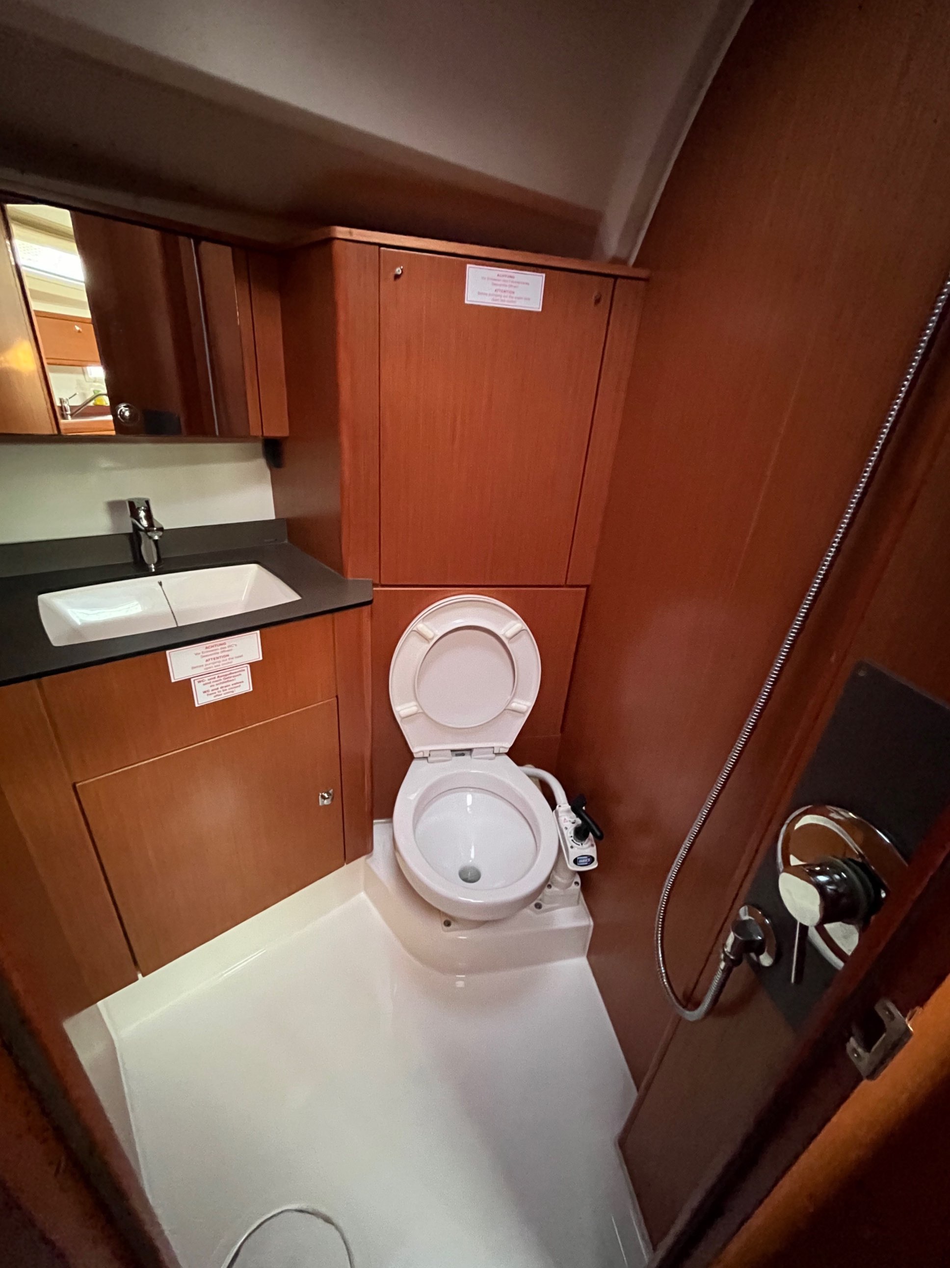 Bavaria Cruiser 41 — photo 5