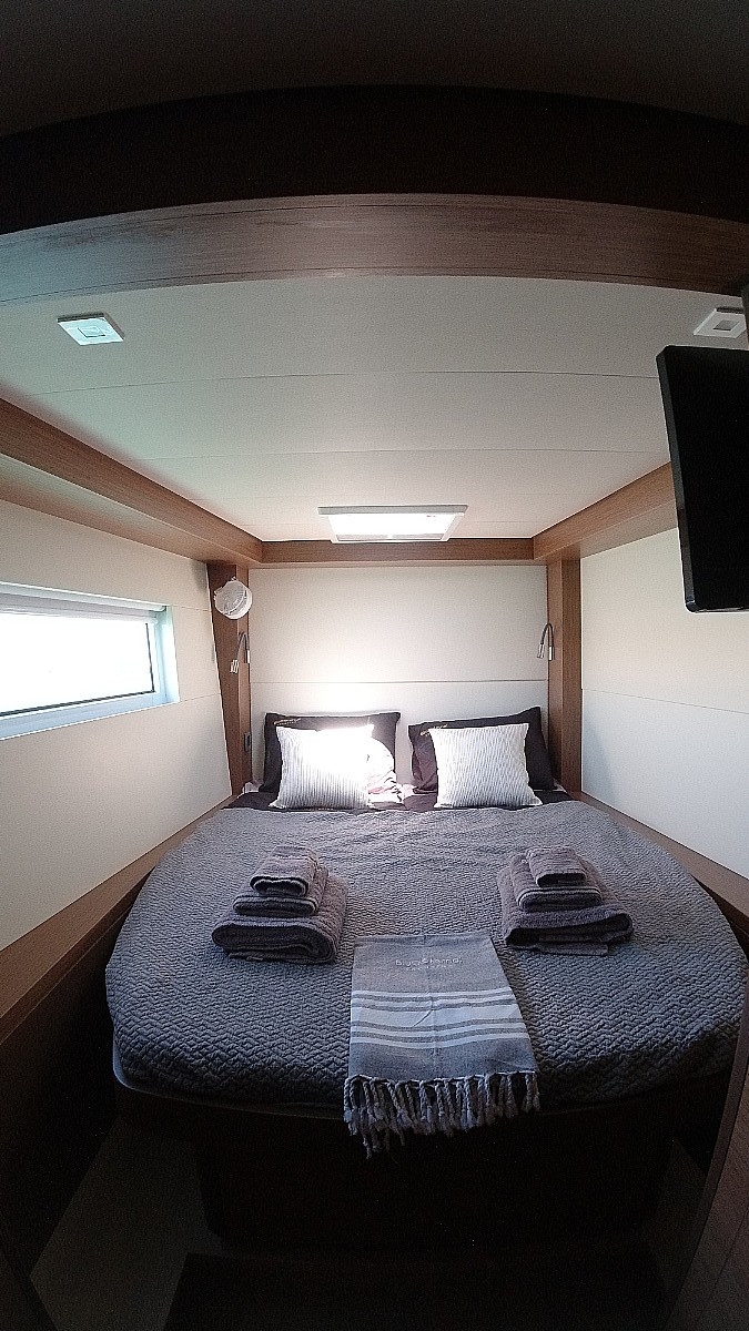 Lagoon 50 — photo 9