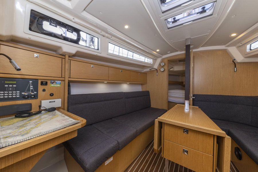 Bavaria Cruiser 34 Style — photo 14