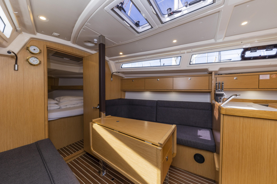 Bavaria Cruiser 34 Style — photo 18