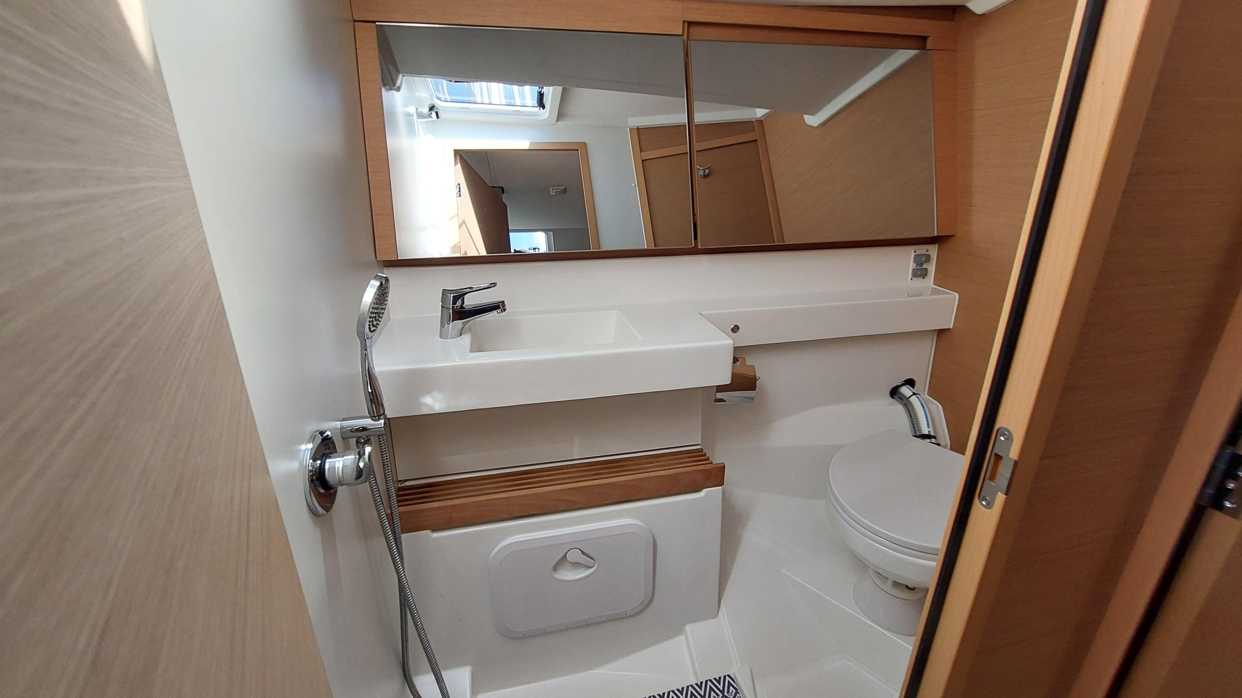 Sun Odyssey 440 - 4 cabine - 2 bagni — photo 12