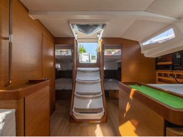 Sun Odyssey 440 — photo 6