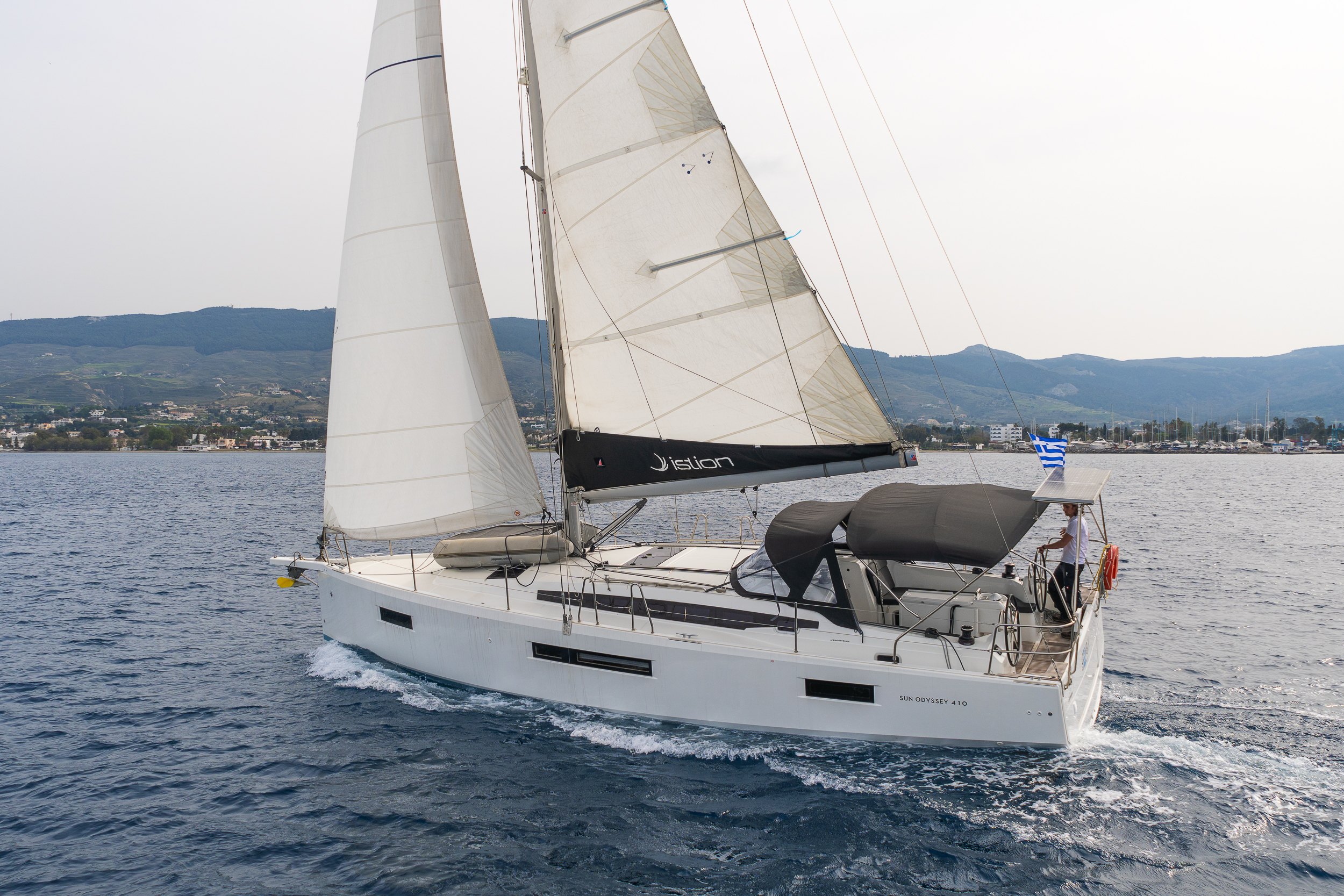 Sun Odyssey 410 — photo 5