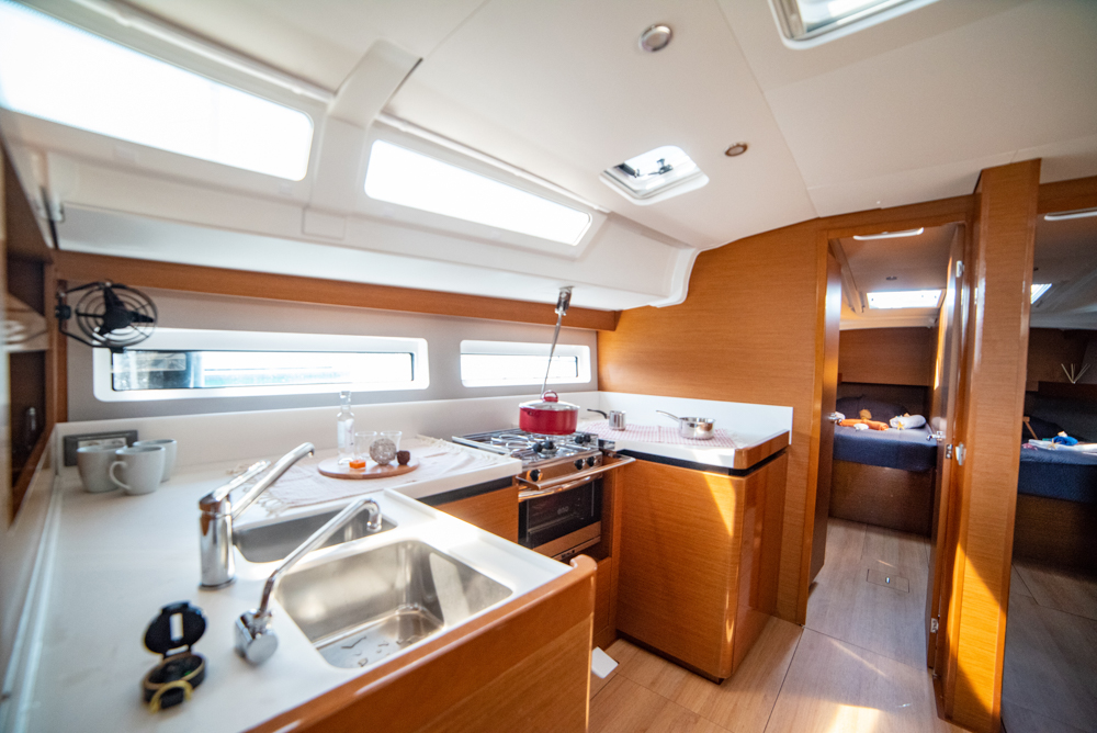 Sun Odyssey 490 — photo 28