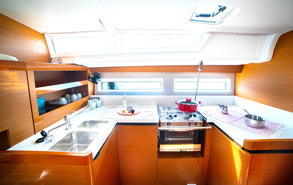 Sun Odyssey 490 — photo 29