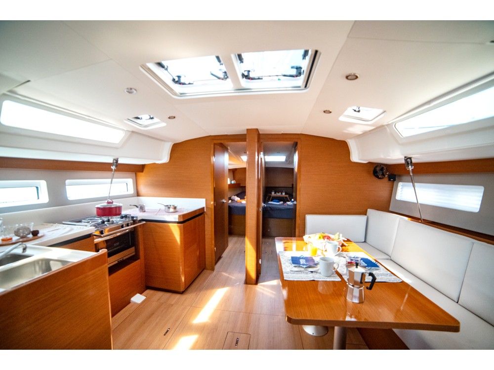 Sun Odyssey 490 — photo 38
