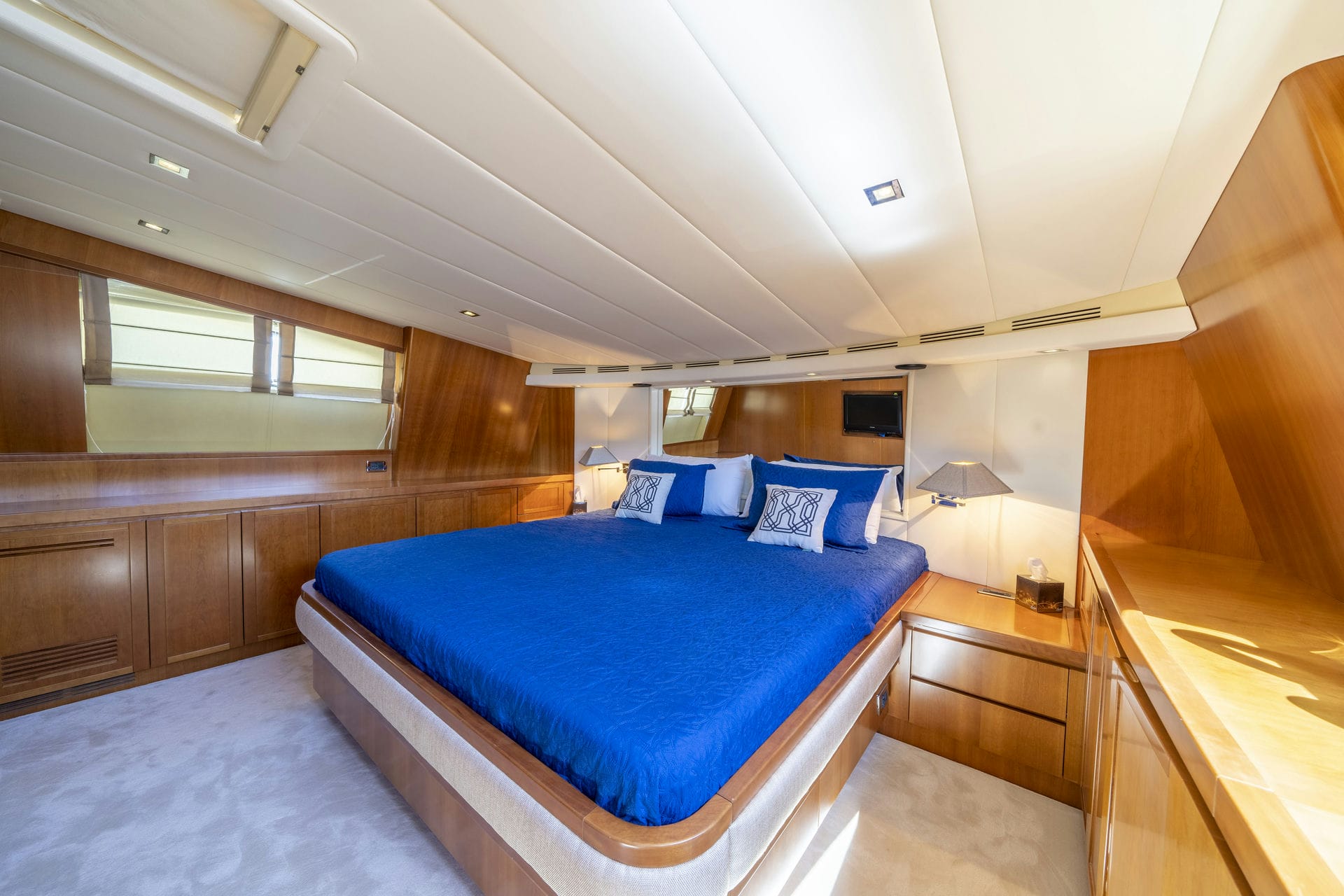 Sanref (Falcon 115) — photo 5
