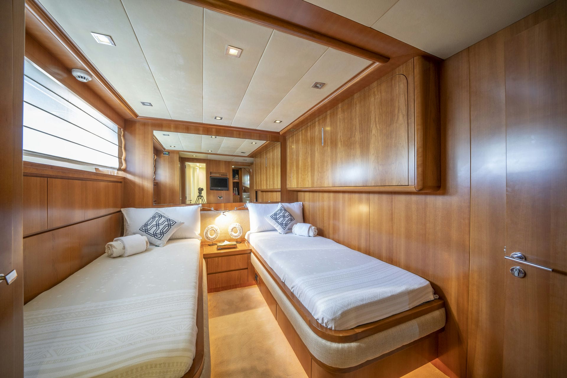 Sanref (Falcon 115) — photo 9