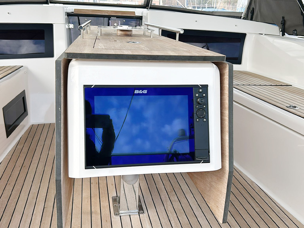 Dufour 470 — photo 32