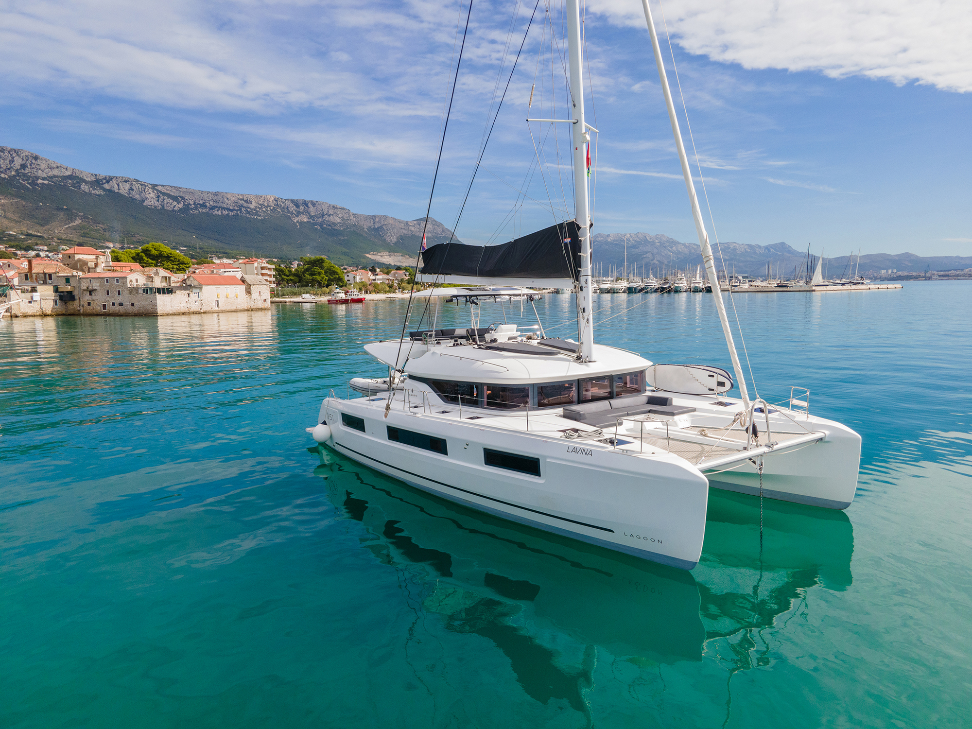 Lagoon 51 — photo 15