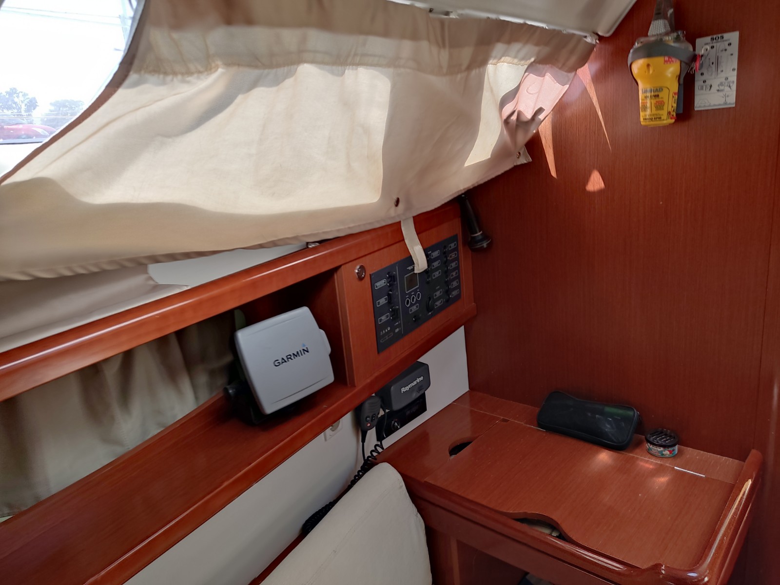 Oceanis 34 — photo 11
