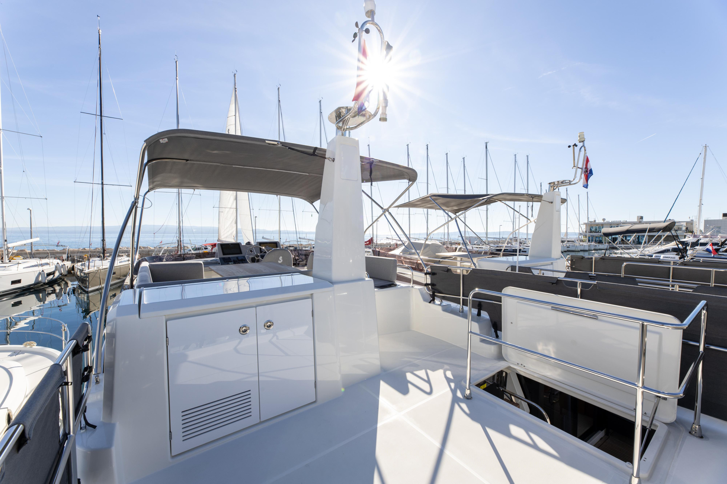 Swift Trawler 41 — photo 2