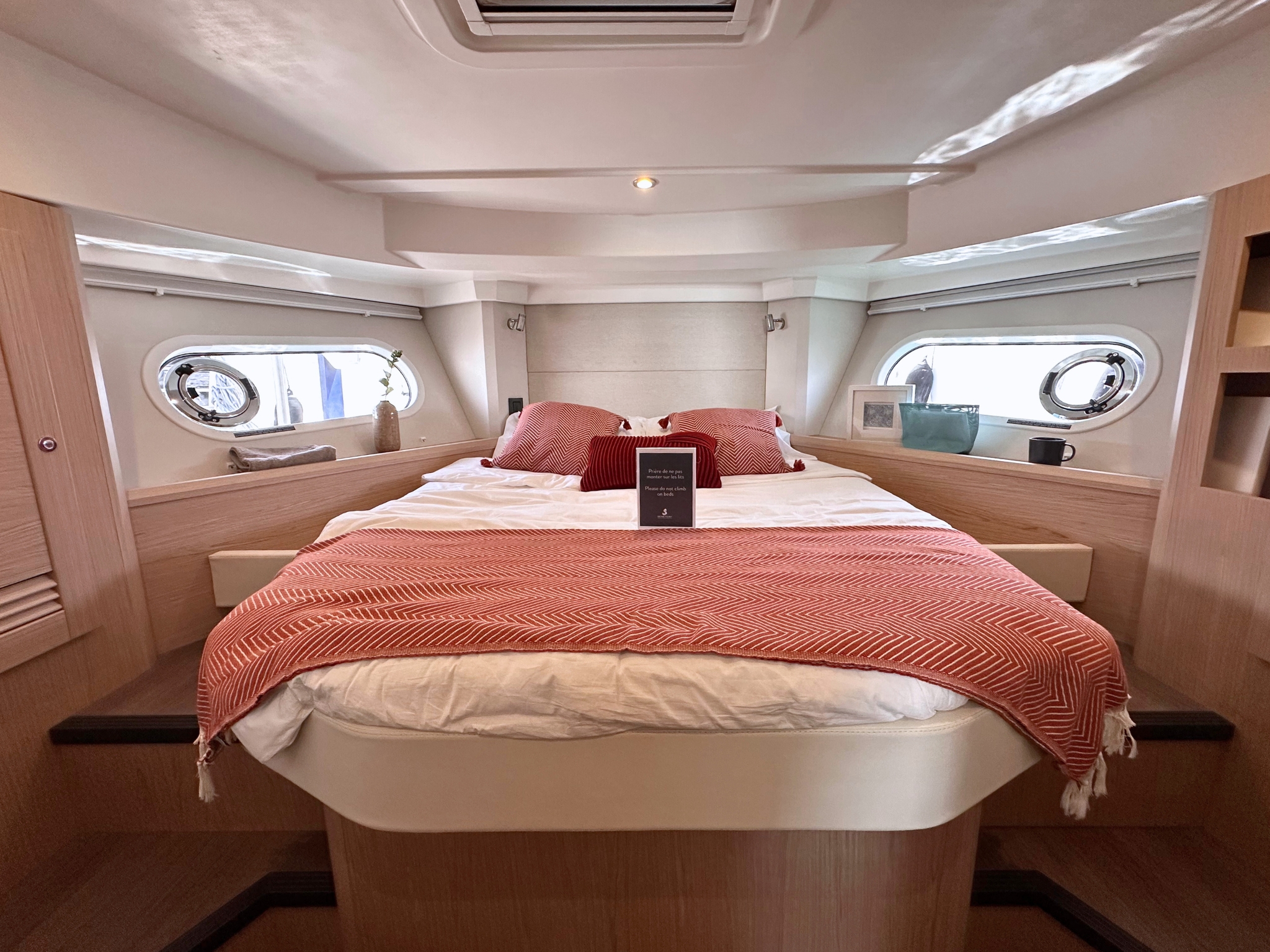 Swift Trawler 41 — photo 9