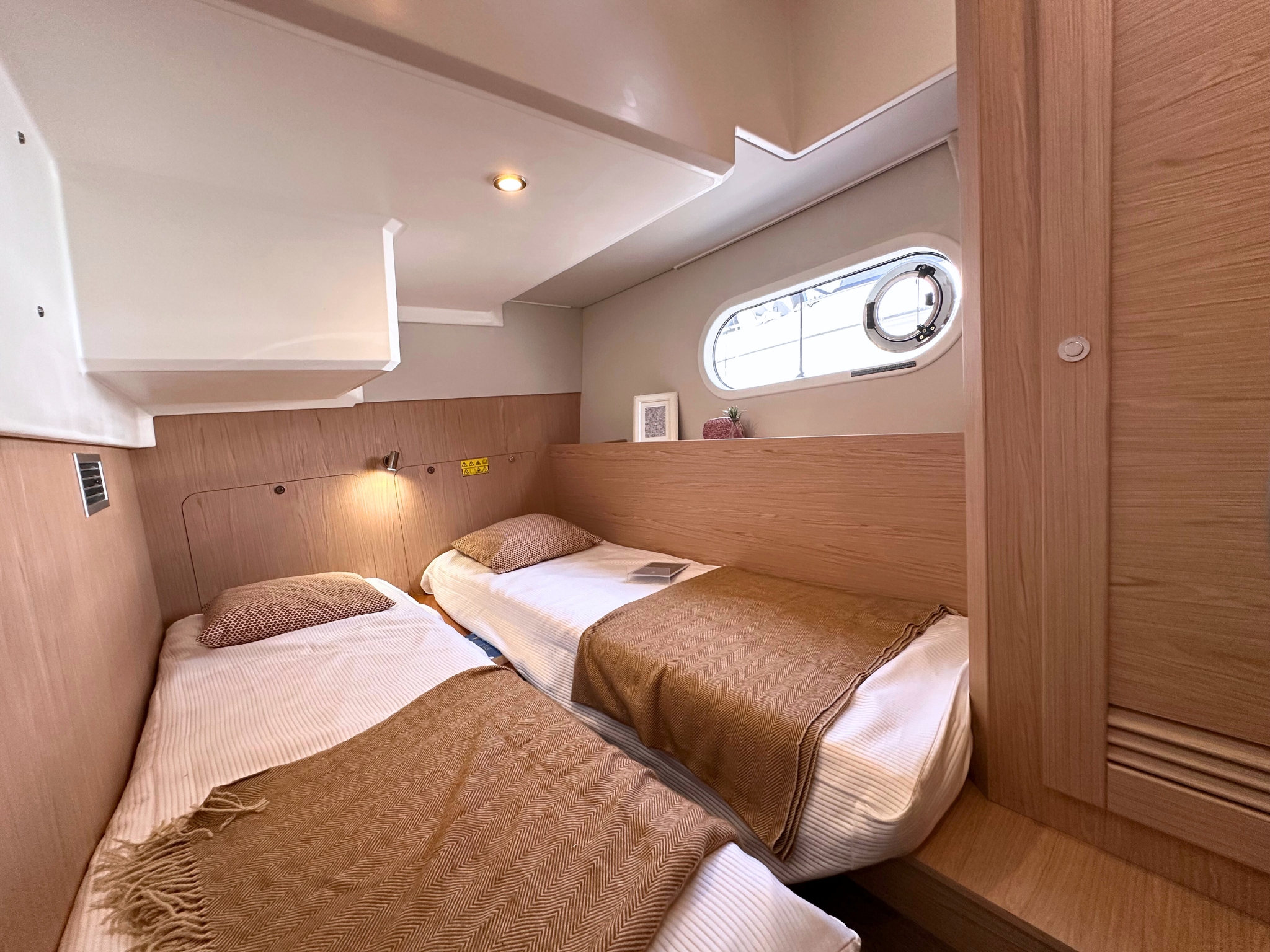 Swift Trawler 41 — photo 8