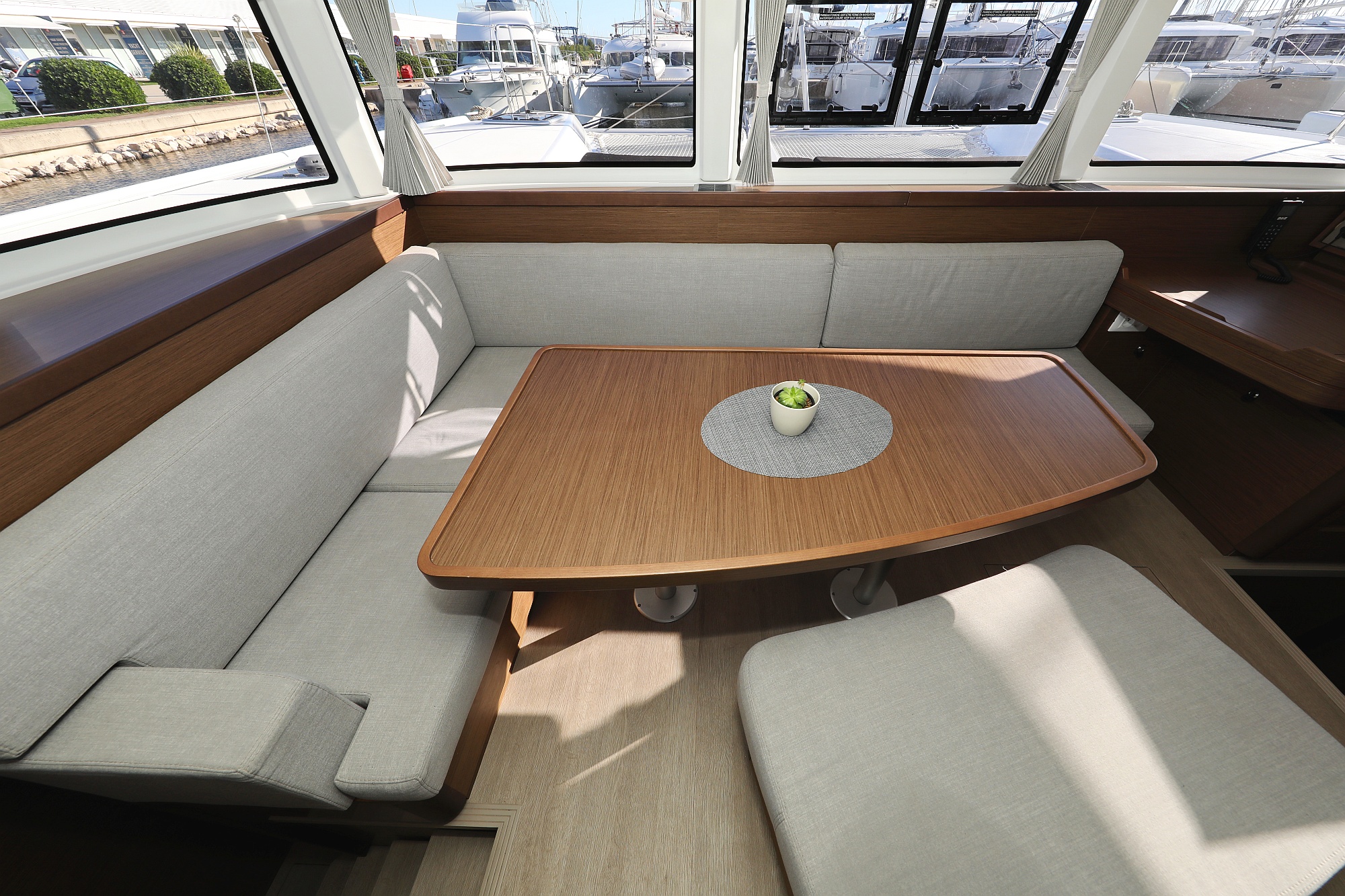 Lagoon 42 — photo 21