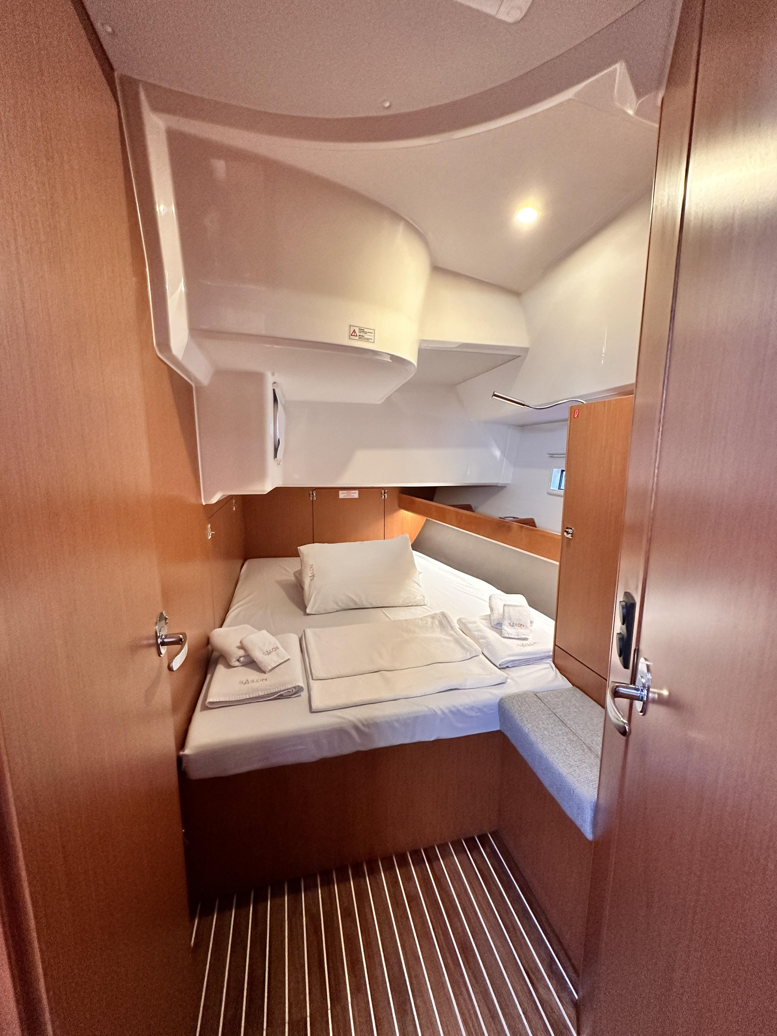Bavaria Cruiser 46 — photo 8