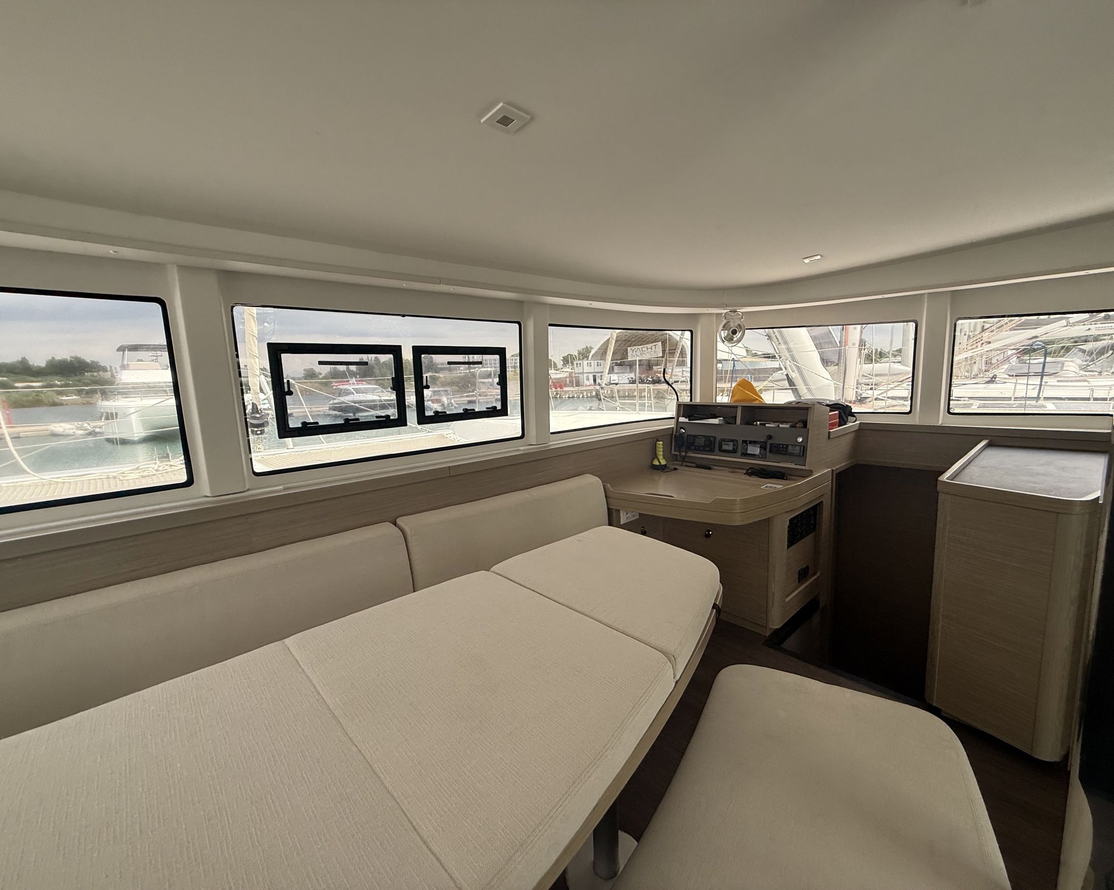 Lagoon 42 — photo 26