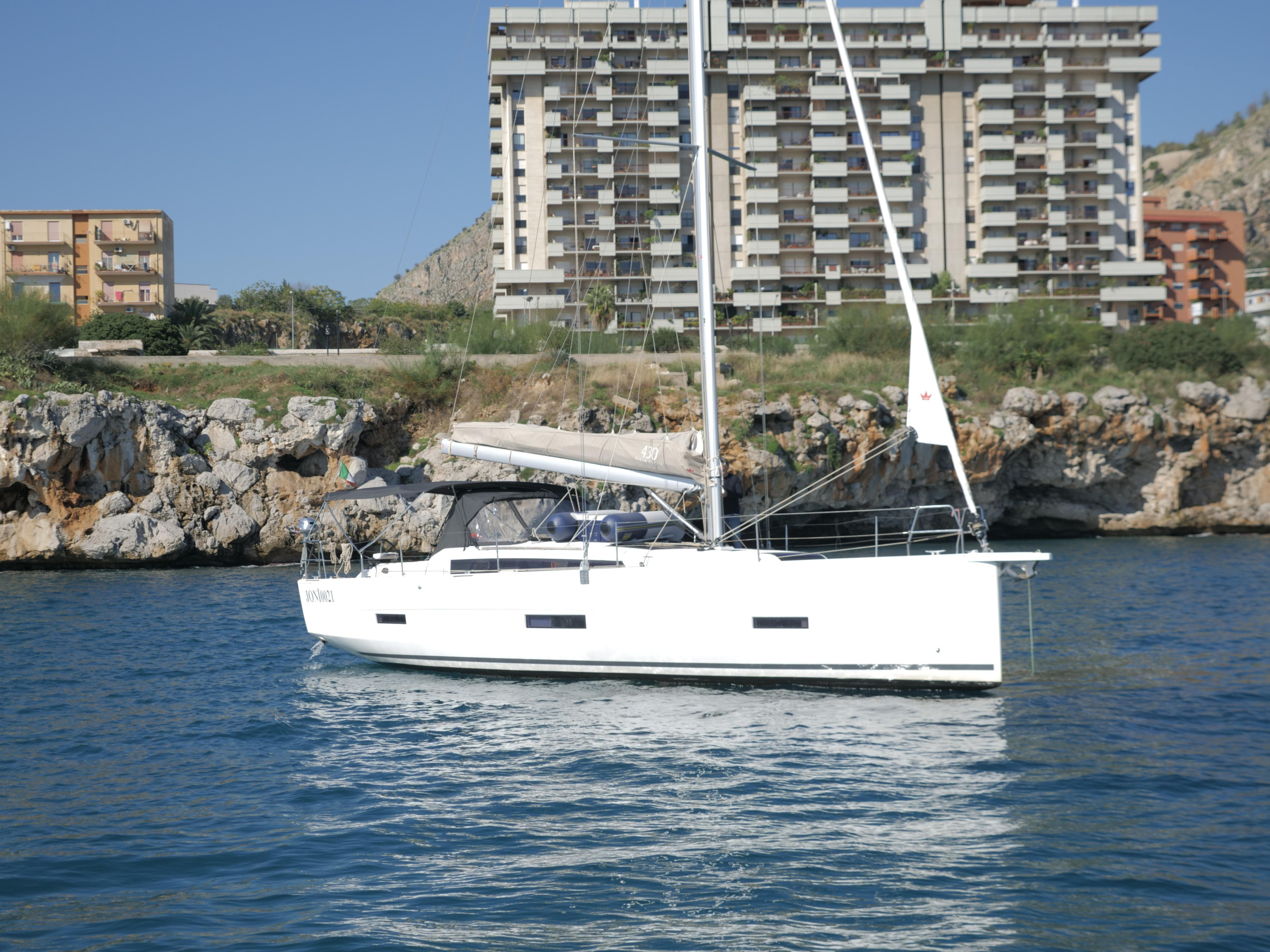 Dufour 430 — photo 15