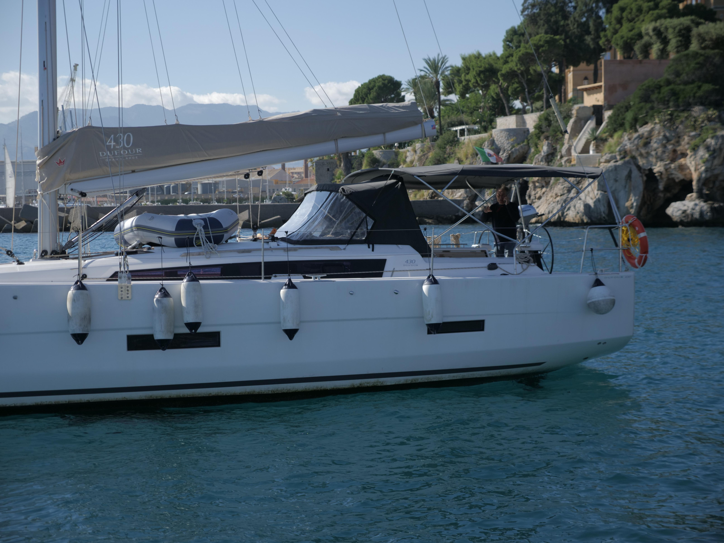 Dufour 430 — photo 17