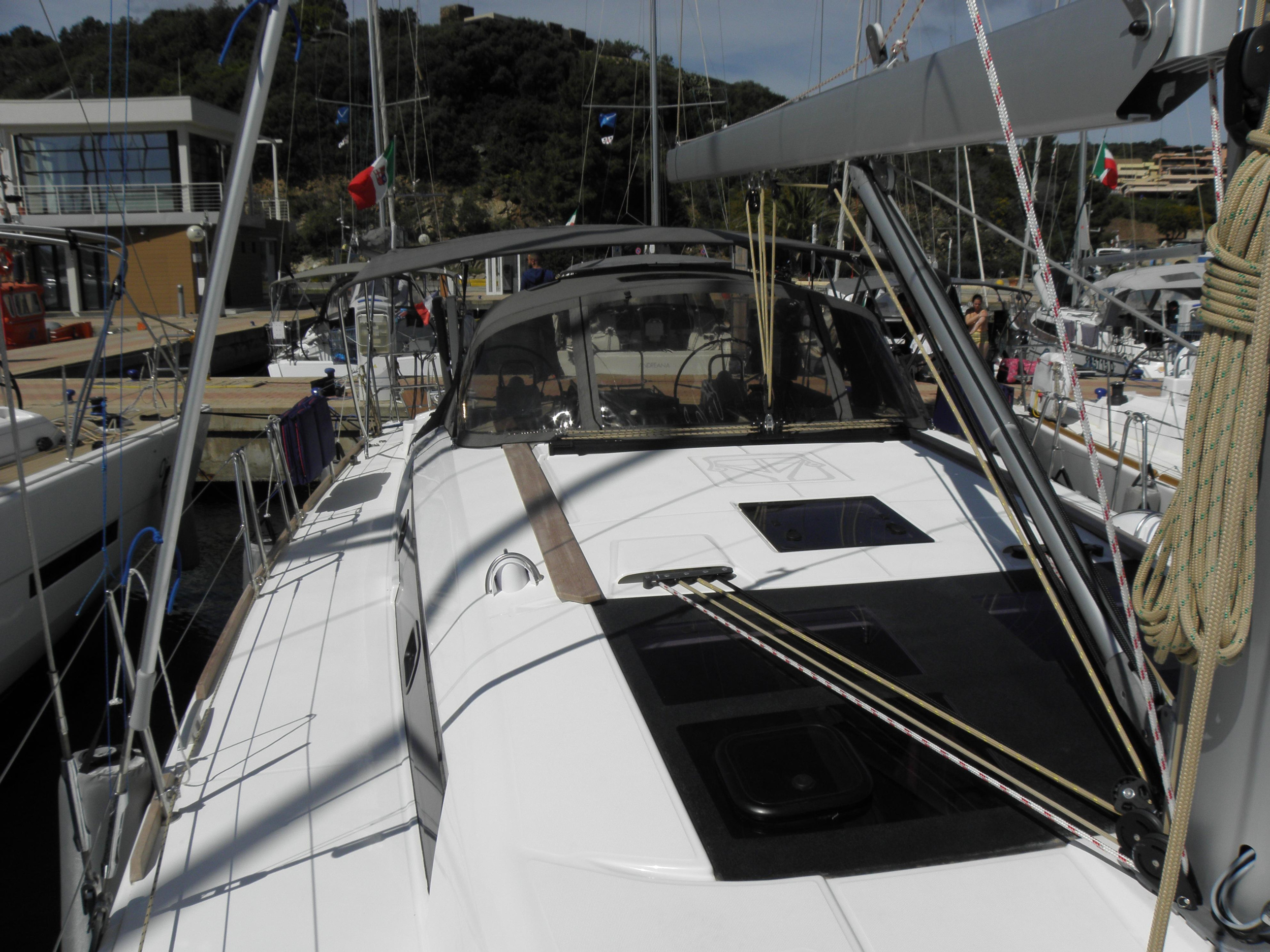 Dufour 460 Grand Large 5Cab — photo 22