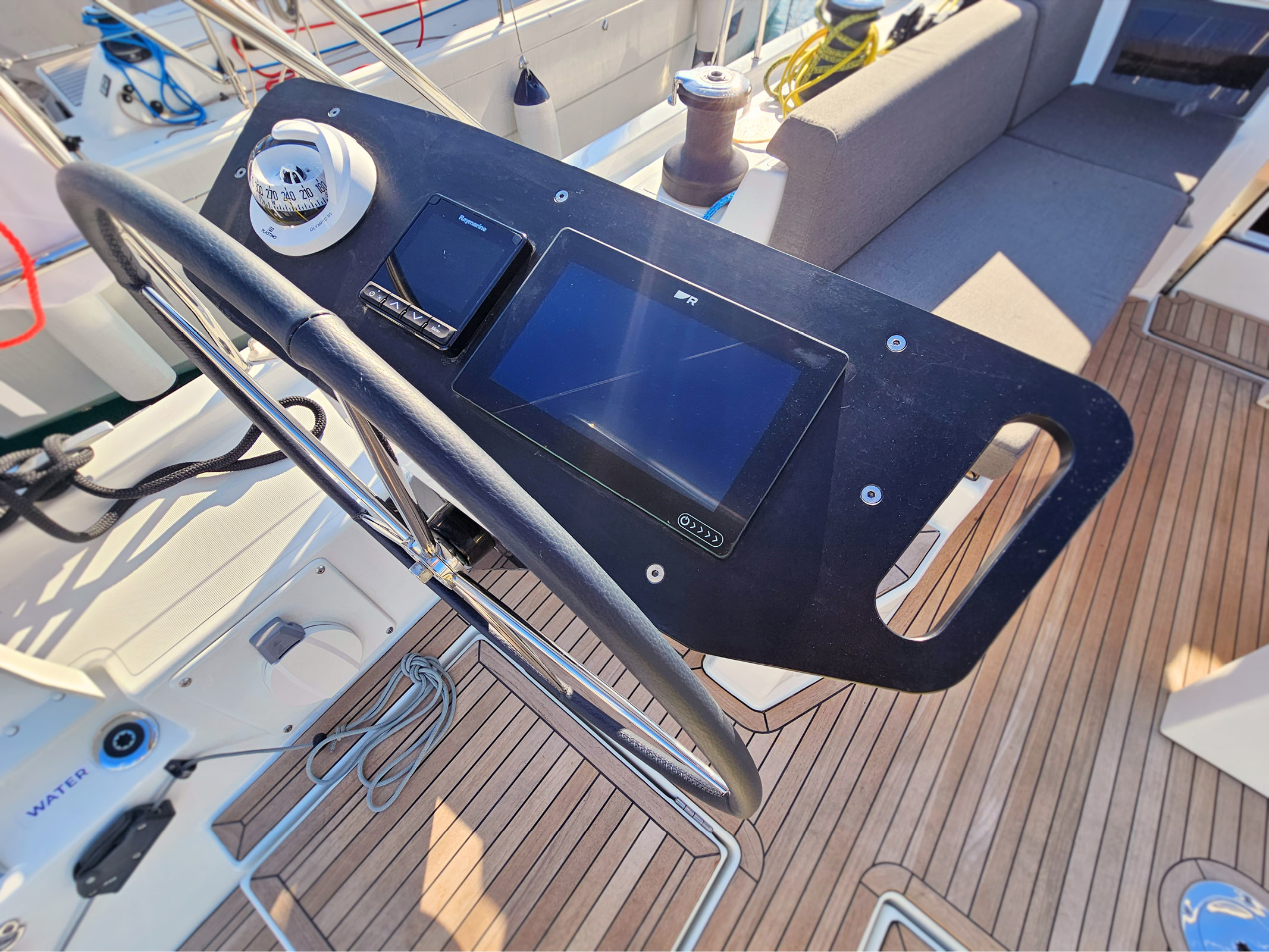 Dufour 44 Grand Large — photo 58