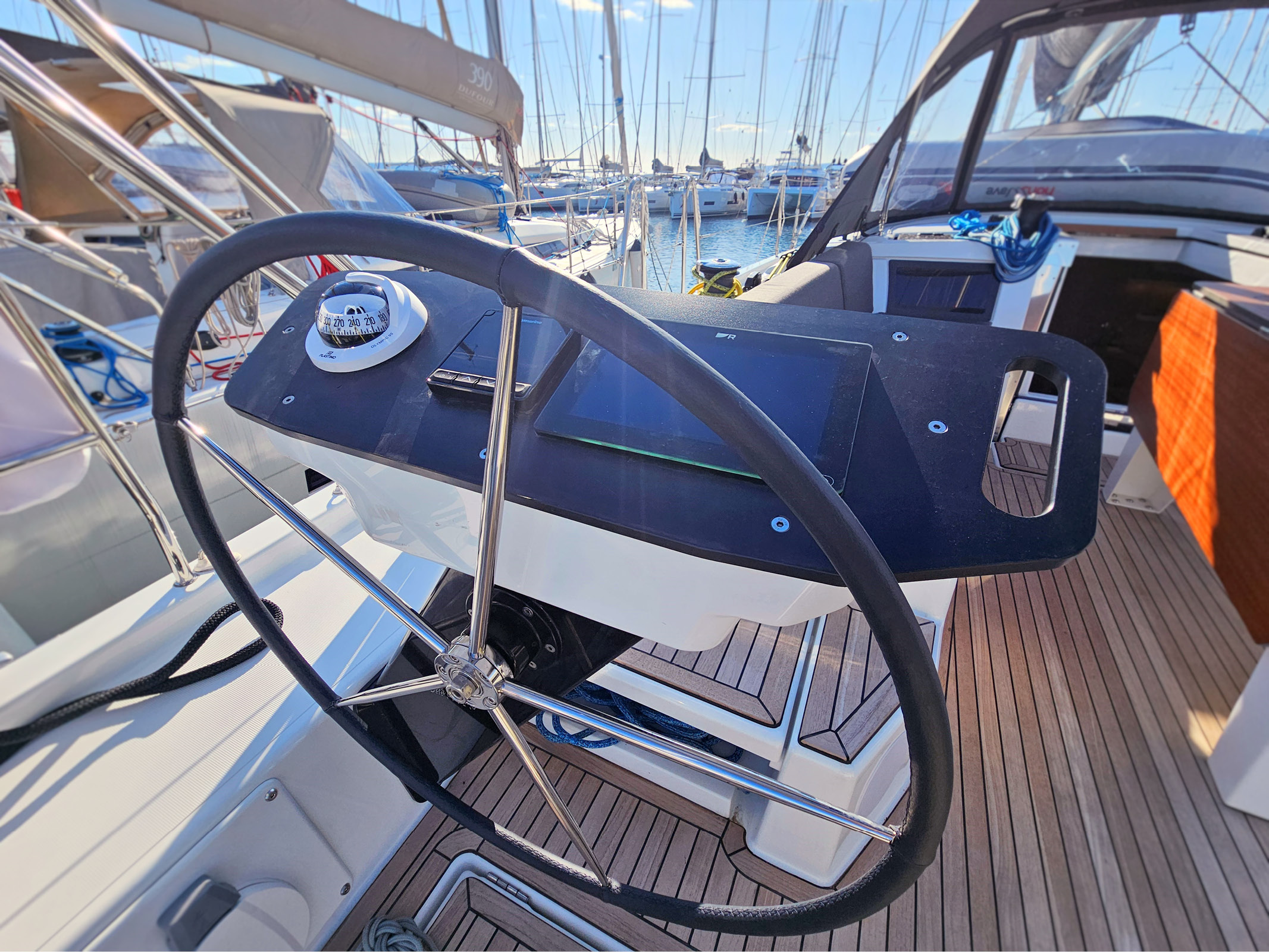 Dufour 44 Grand Large — photo 45