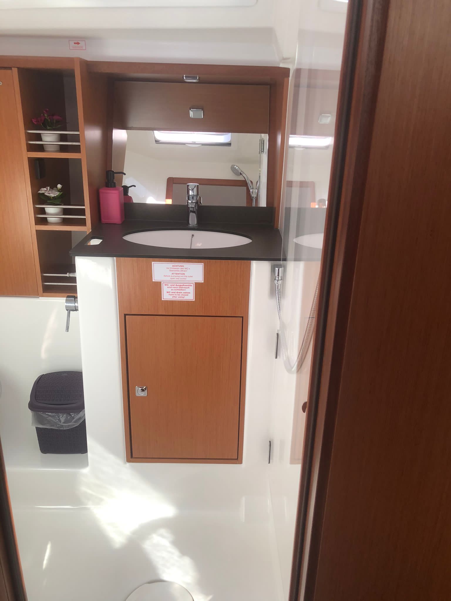 Bavaria Cruiser 41 — photo 6
