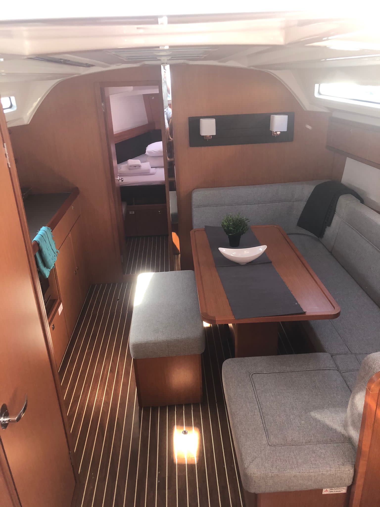 Bavaria Cruiser 41 — photo 9