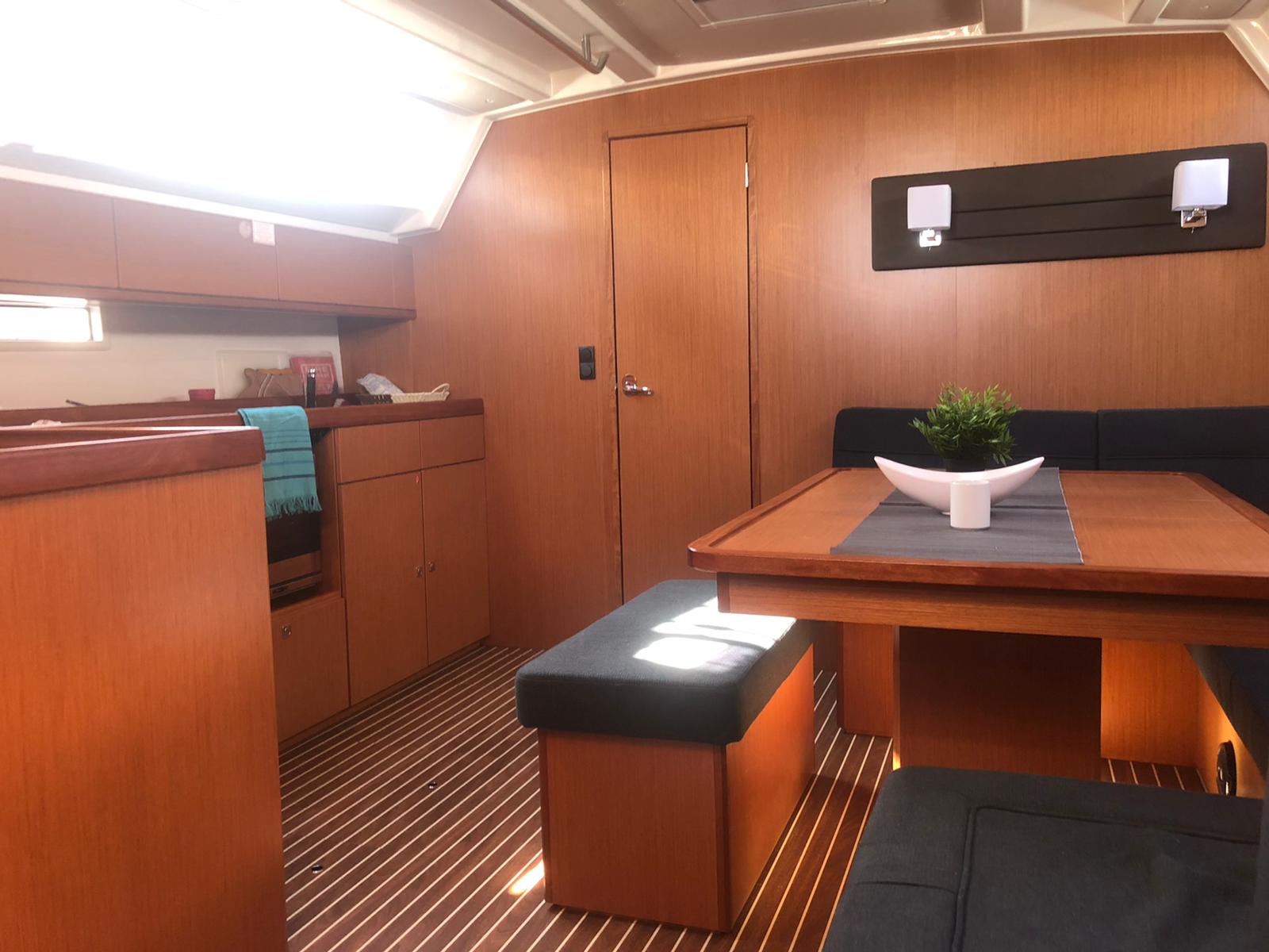 Bavaria Cruiser 46 — photo 9