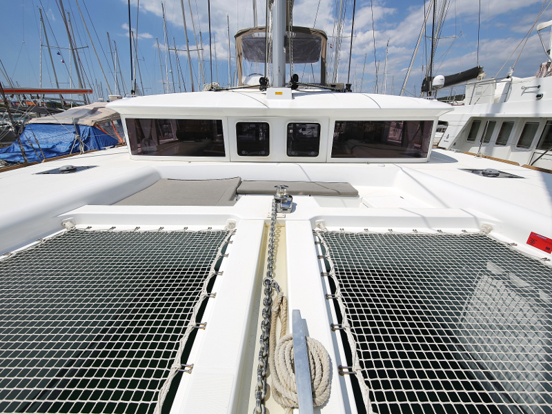 Lagoon 450 F — photo 17