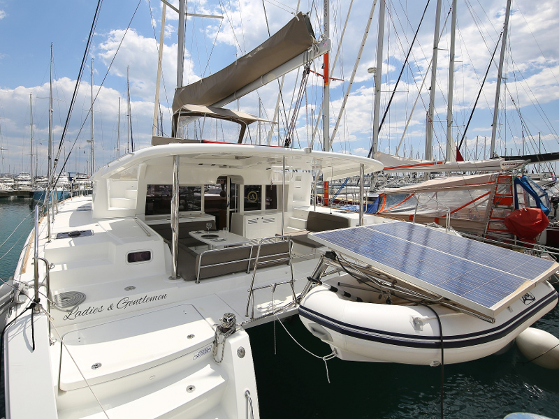 Lagoon 450 F — photo 15