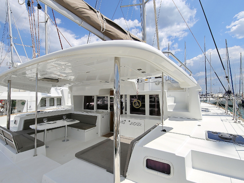 Lagoon 450 F — photo 4