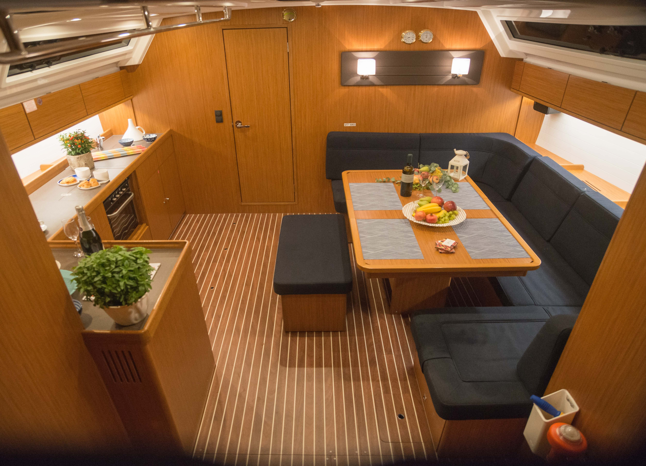 Bavaria Cruiser 46 — photo 17