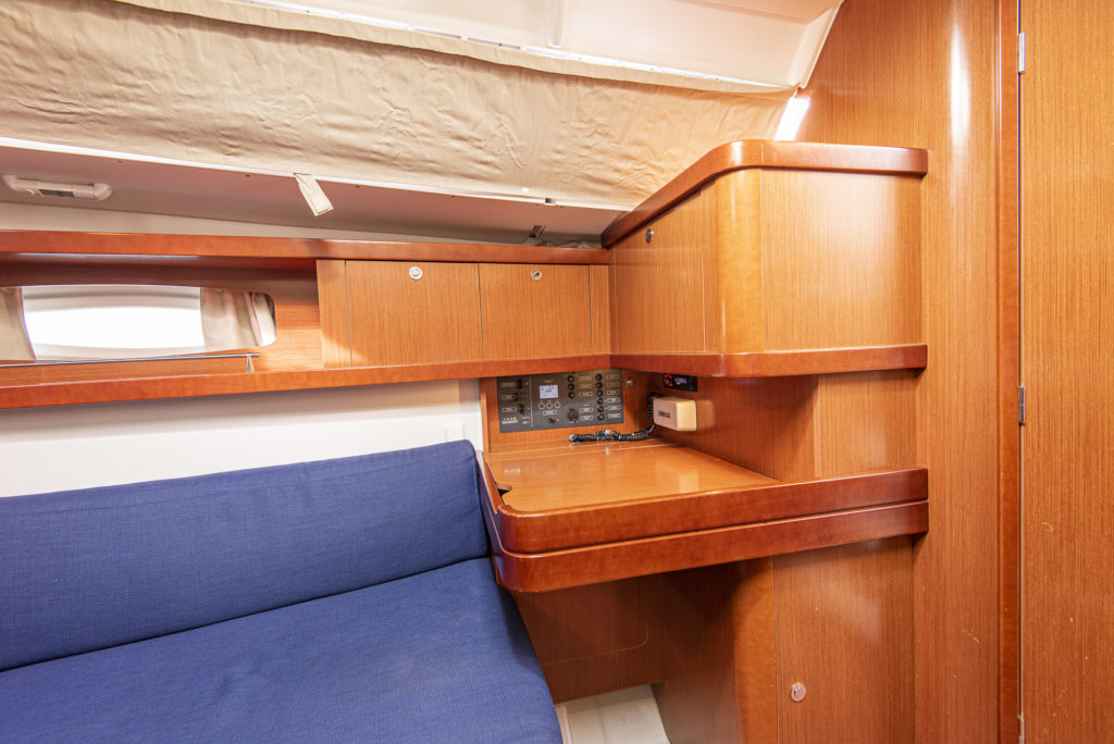 Oceanis 34 — photo 4