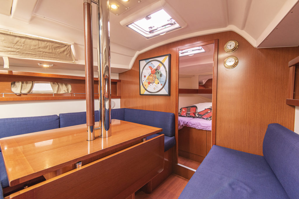 Oceanis 34 — photo 2