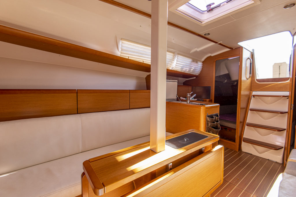 Sun Odyssey 33i — photo 9