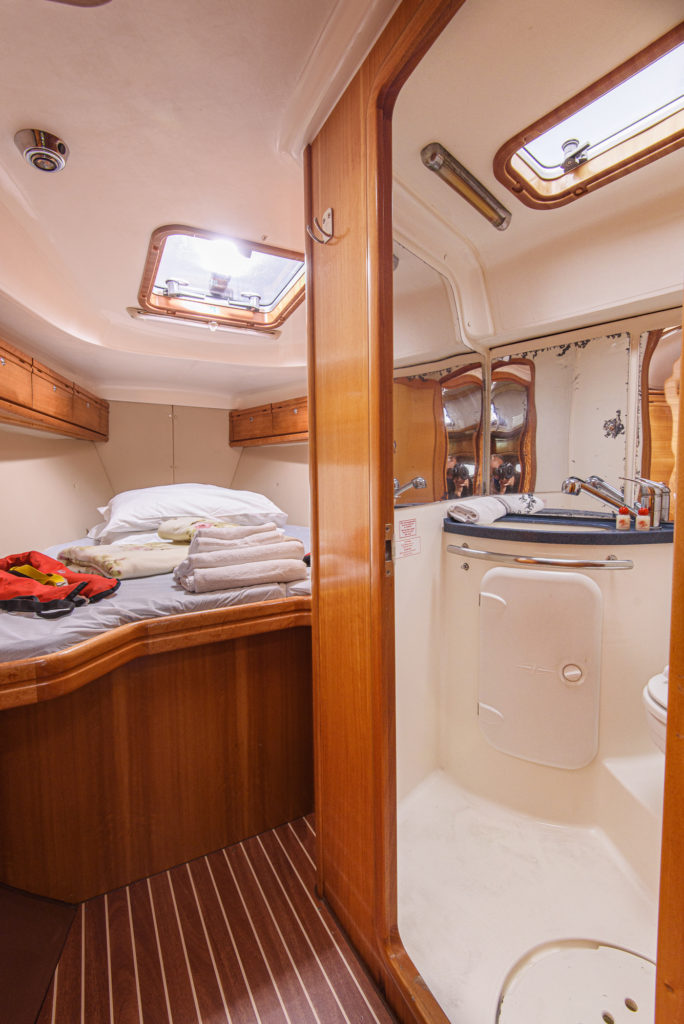 Bavaria 37 Cruiser — photo 9