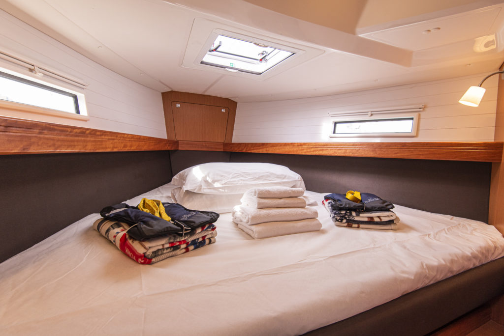 Bavaria Cruiser 41 — photo 9