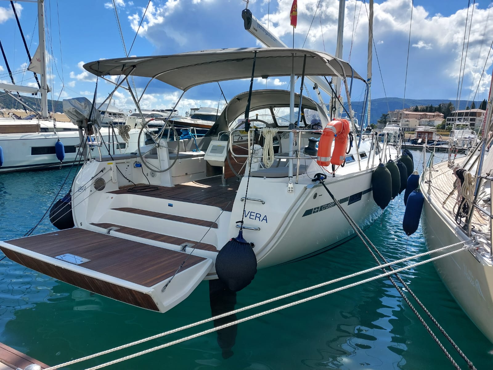 Bavaria 51 Cruiser — photo 21