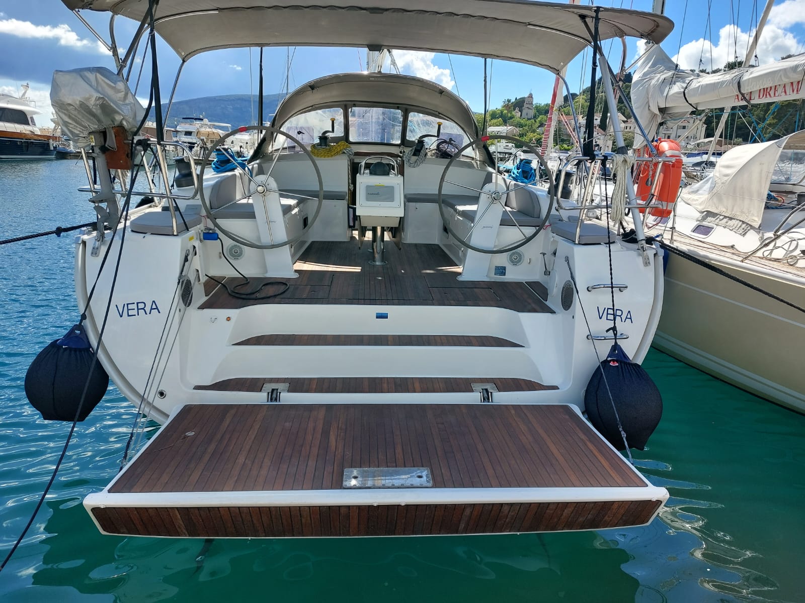 Bavaria 51 Cruiser — photo 14