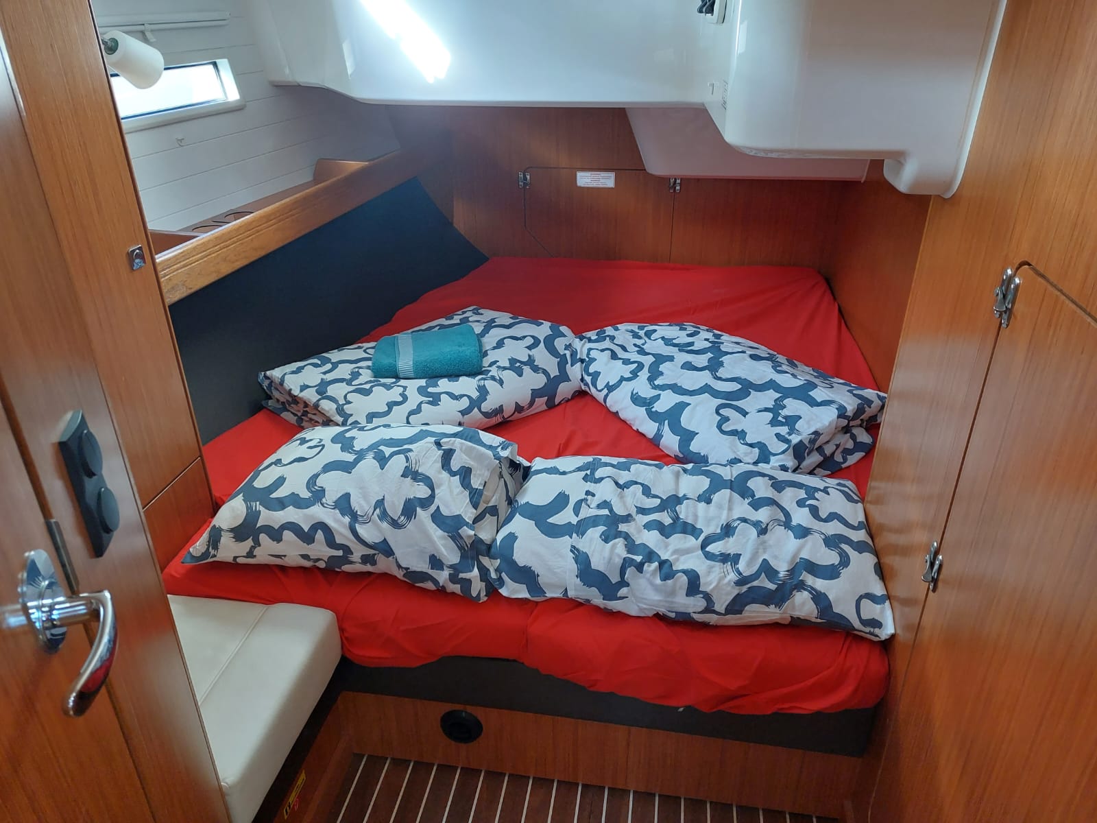 Bavaria 51 Cruiser — photo 20