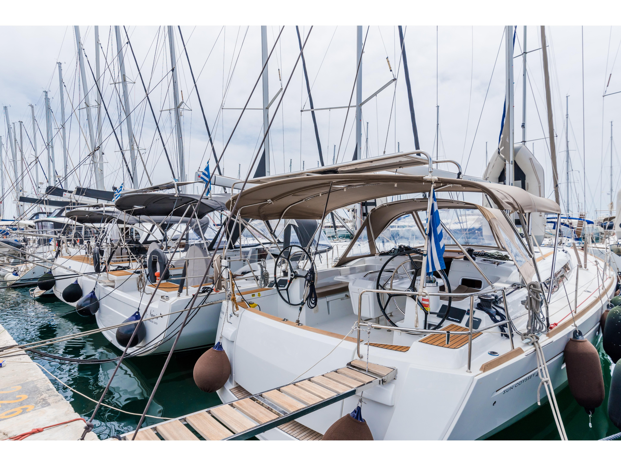 Sun Odyssey 479 — photo 1