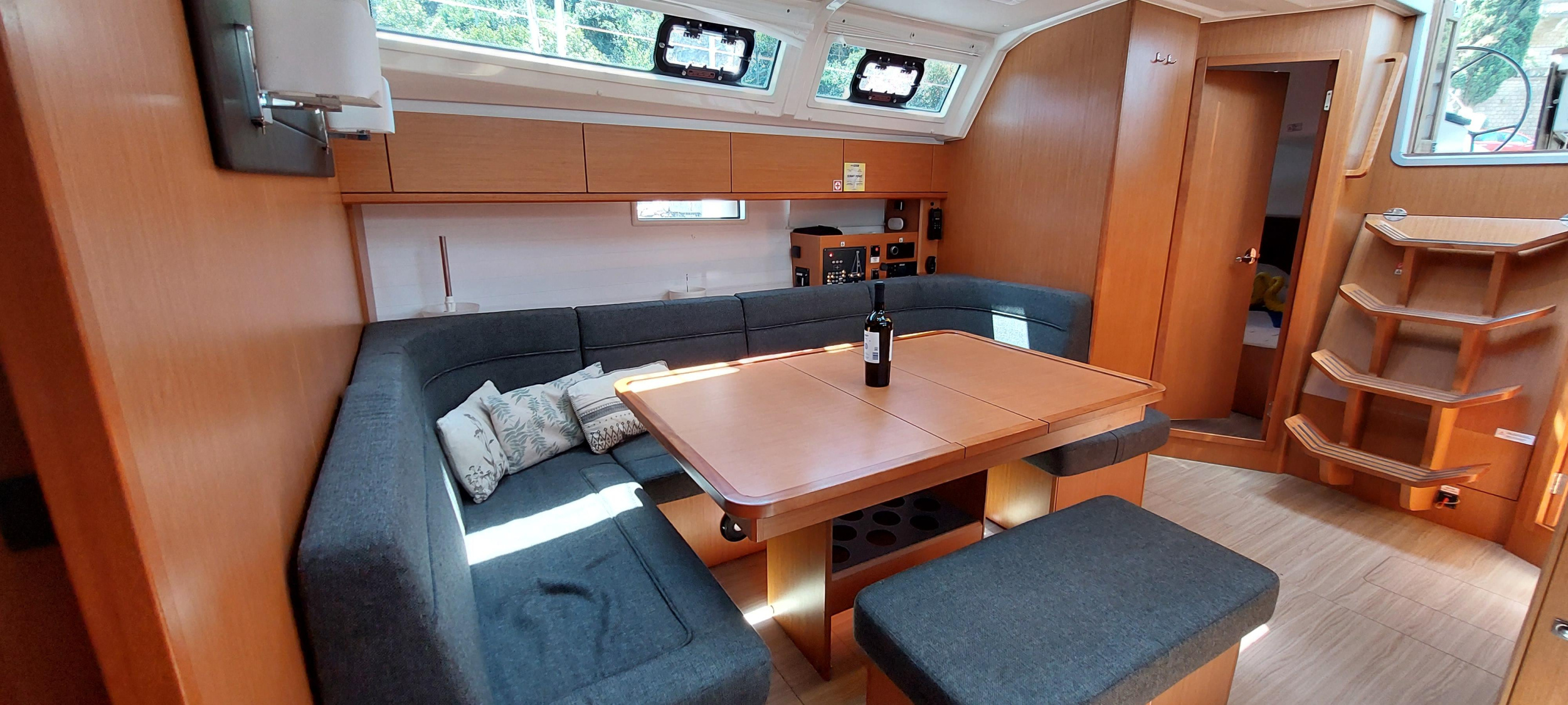 Bavaria Cruiser 46 — photo 7